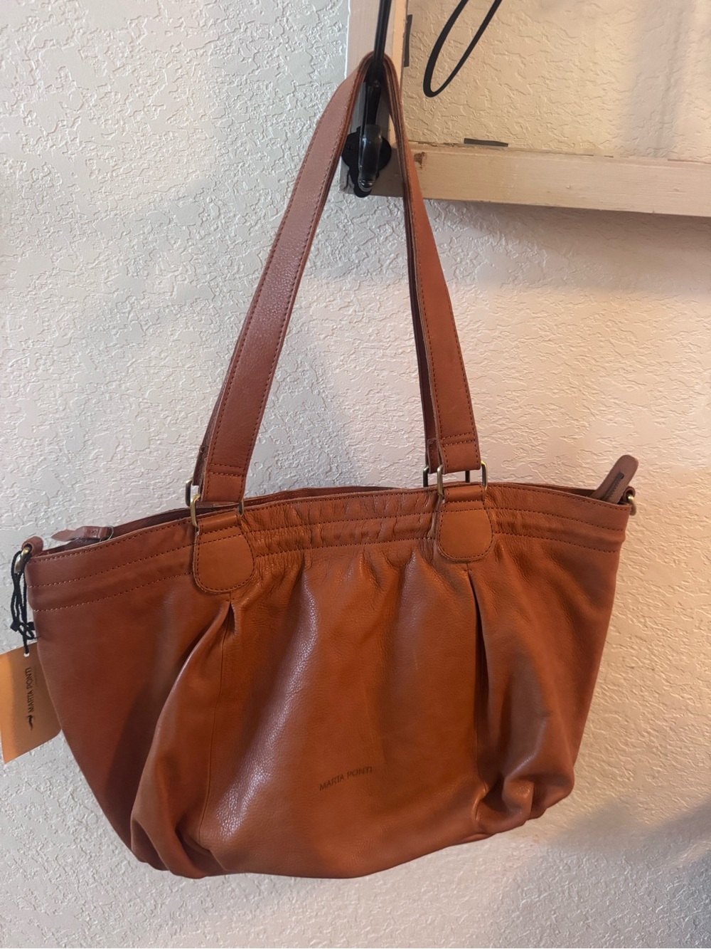 Marta Ponti Shoulder Bag in Cognac Brown
